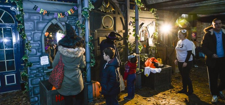 SPOOKTACULAR FUN AT LIGHTWATER VALLEY FOR HALF TERM SPOOKTACULAR FUN AT LIGHTWATER VALLEY FOR HALF TERM