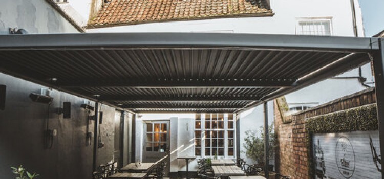 YORK’S BEST KEPT OUTDOOR DINING SECRET YORK’S BEST KEPT OUTDOOR DINING SECRET