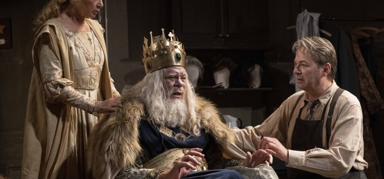 THE DRESSER – A HIGHLY ACCLAIMED DRAMA