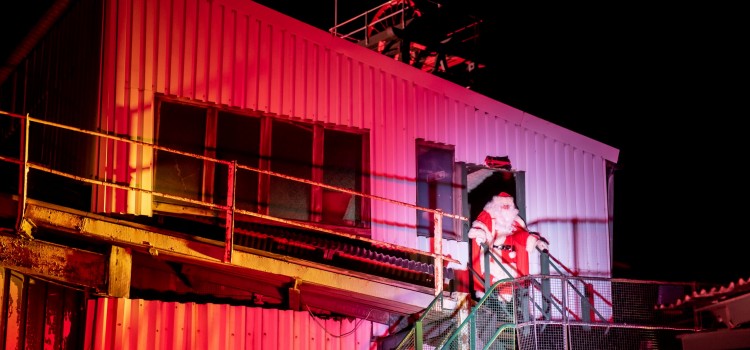 VISIT SANTA UNDERGROUND VISIT SANTA UNDERGROUND
