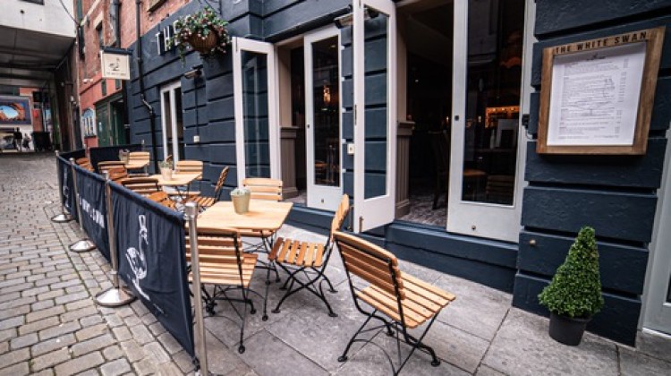 A GASTRO PUB THAT’S PART OF THE CITY’S HISTORY A GASTRO PUB THAT’S PART OF THE CITY’S HISTORY